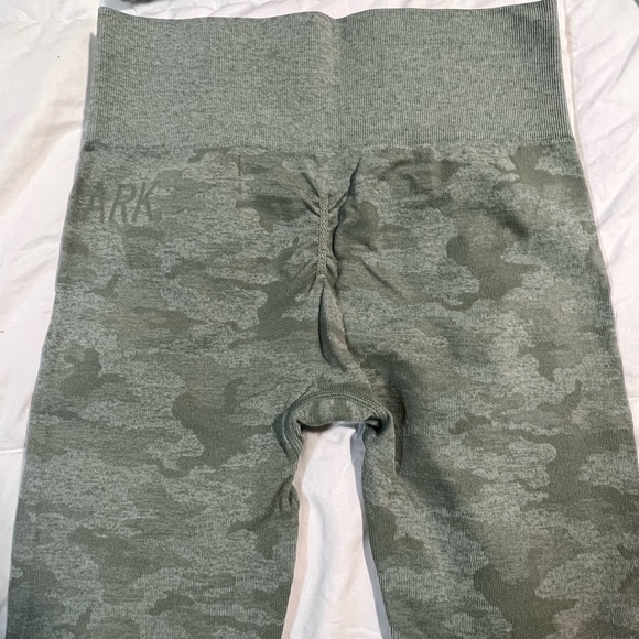 Gymshark Adapt Camo Set - Picture 4 of 8